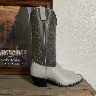 Kenny Rogers Cowboy Boots - Women’s 9