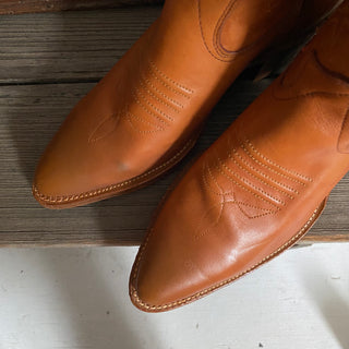 Brown Texas Cowboy Boots - Men’s 8 / Women’s 9.5