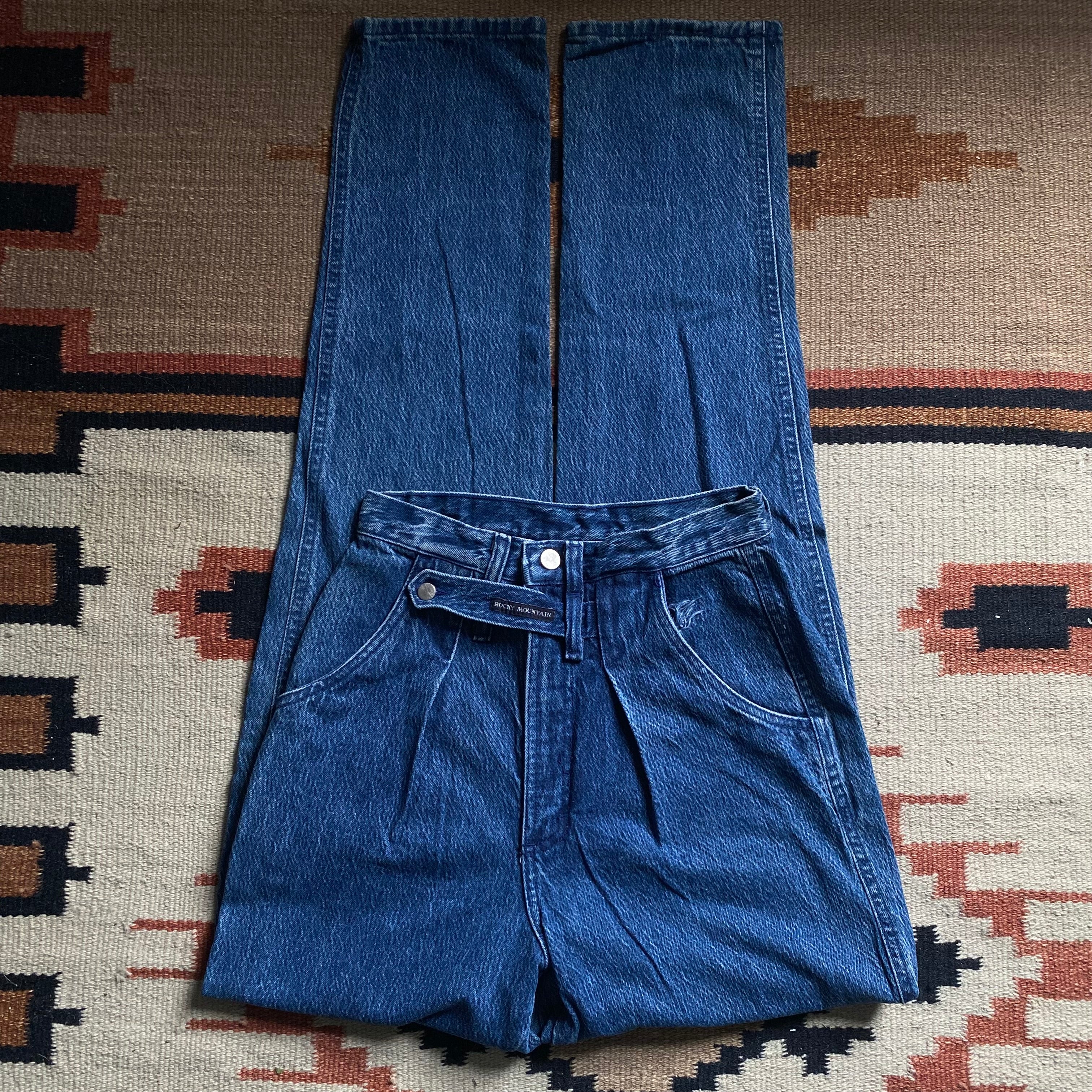 Coastal Cowgirl Rockies 26”