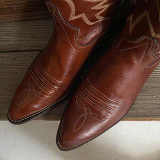 Dirt Road Cowboy Boots - Men’s 9.5 D / Women’s 11