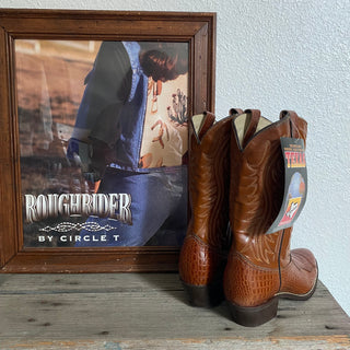 Texas Exotic Pattern Cowboy Boots - Men’s 8.5 / Women’s 10