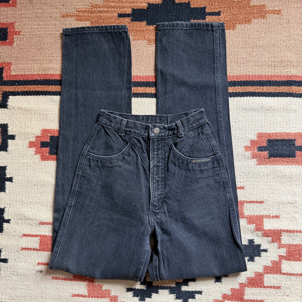 Key Hole Black Rockies 24”