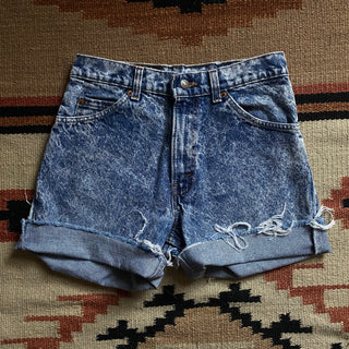 Vintage Oceanwash Levi Shorts 25 inch waist for Women