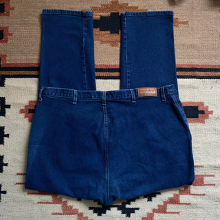 Vintage Darkwash Rockies 43 inch waist