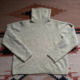 Cream L.L. Bean Wool Sweater - Medium