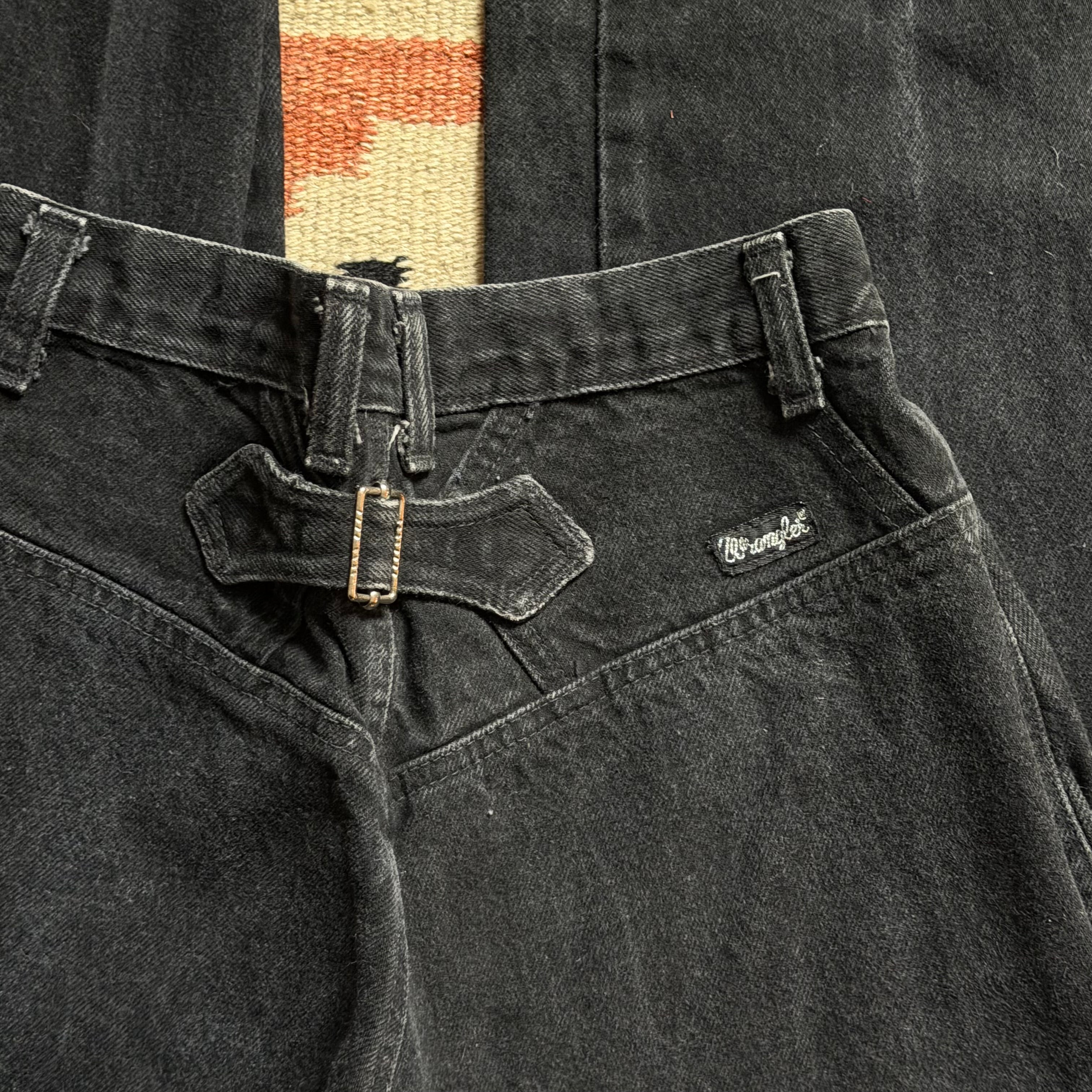 Buckle Back Black Wranglers 24”