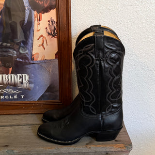 Black Texas Cowboy Boots - Men’s 8.5 / Women’s 10