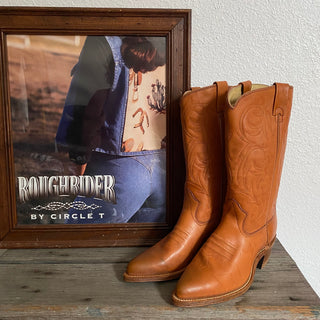 Brown Texas Cowboy Boots - Men’s 8 / Women’s 9.5