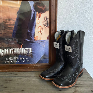 Black Square Toe Embroidered Cowboy Boots - Women’s 7