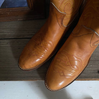 Brown Texas Cowboy Boots - Men’s 8 / Women’s 9.5