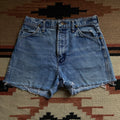 Lightwash Wrangler Cut Off Shorts 26”