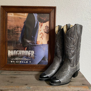 Grey Texas Cowboy Boots - Men’s 7 / Women’s 8.5 & Men’s 8 / Women’s 9.5