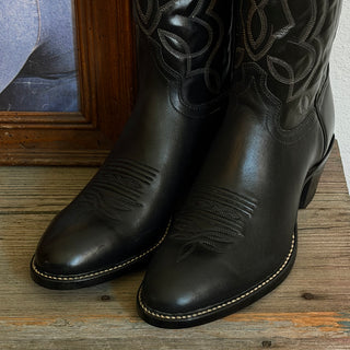Black Texas Cowboy Boots - Men’s 8.5 / Women’s 10