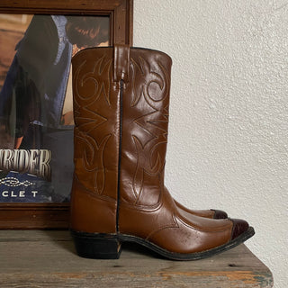 Black Toe Cowboy Boots - Women’s 9