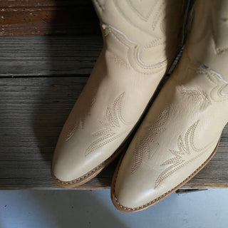 70s Cream Cowboy Boots - Women’s 6 & 6.5