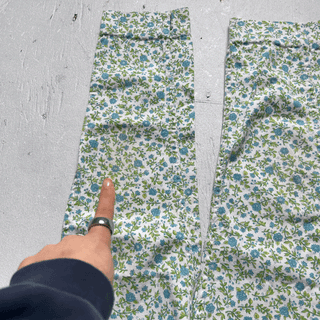 Floral 60s Wranglers 21 inch waist