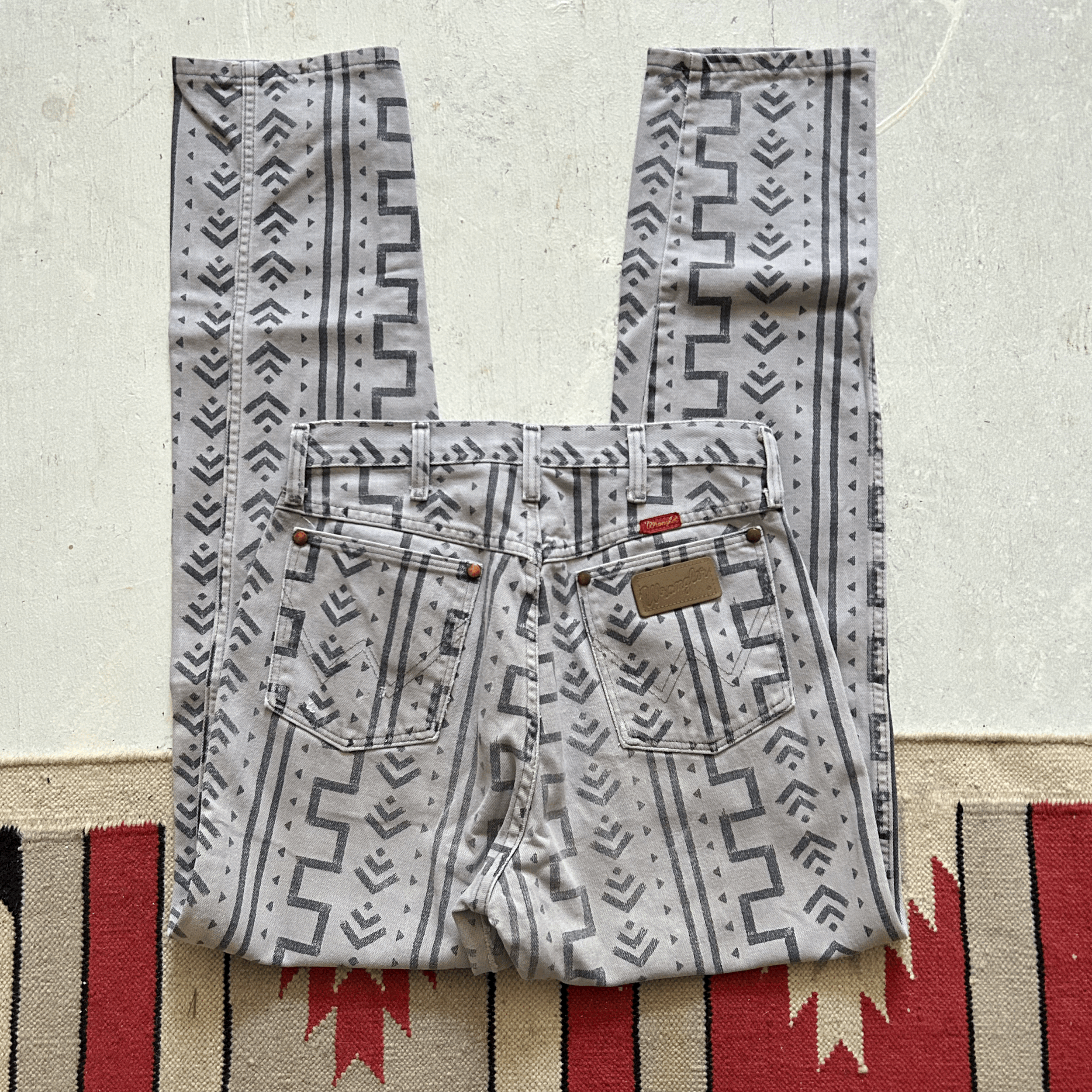 *Very* Rare 70s Aztec Wranglers 27"