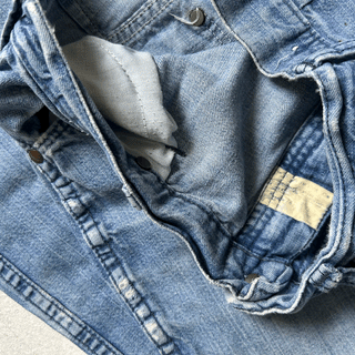 Light Wash 70s Flare Wranglers 25 inch waist for Women