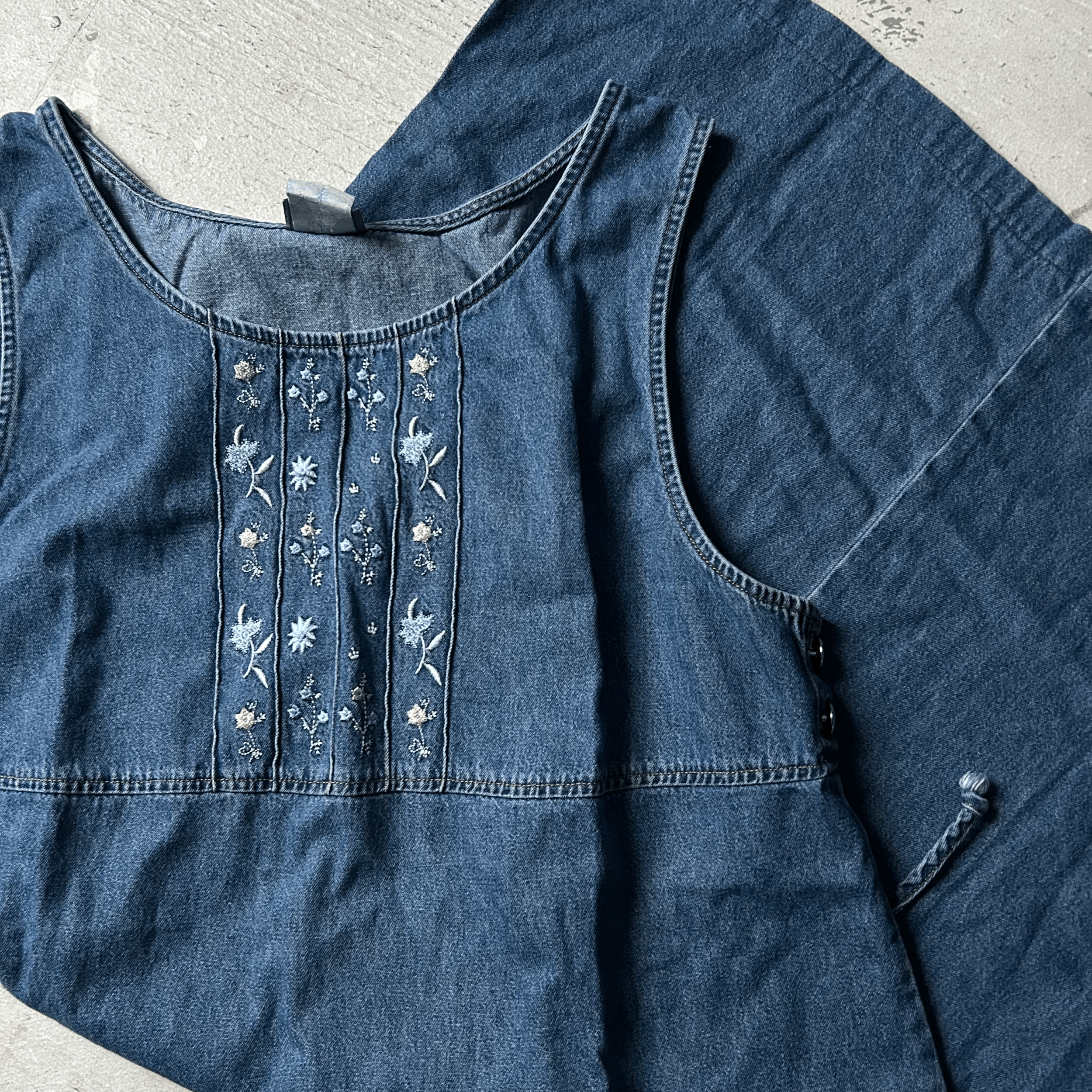 Granny Embroidered Denim Dress - XL