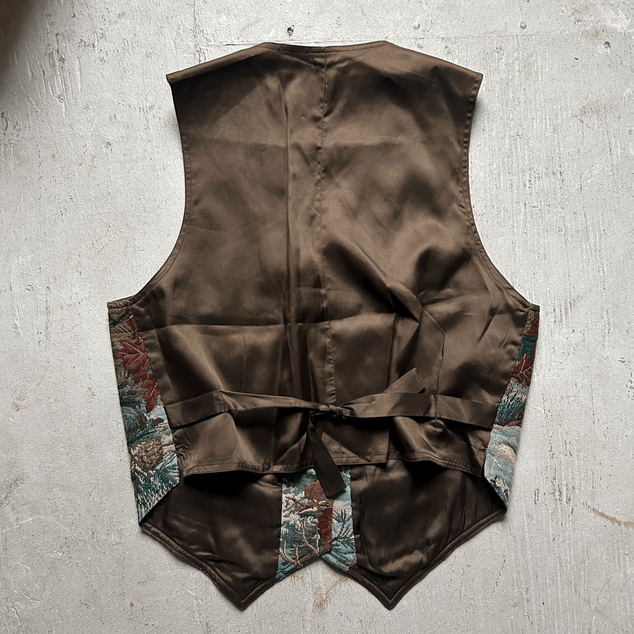 Outdoorsy Vest - Medium
