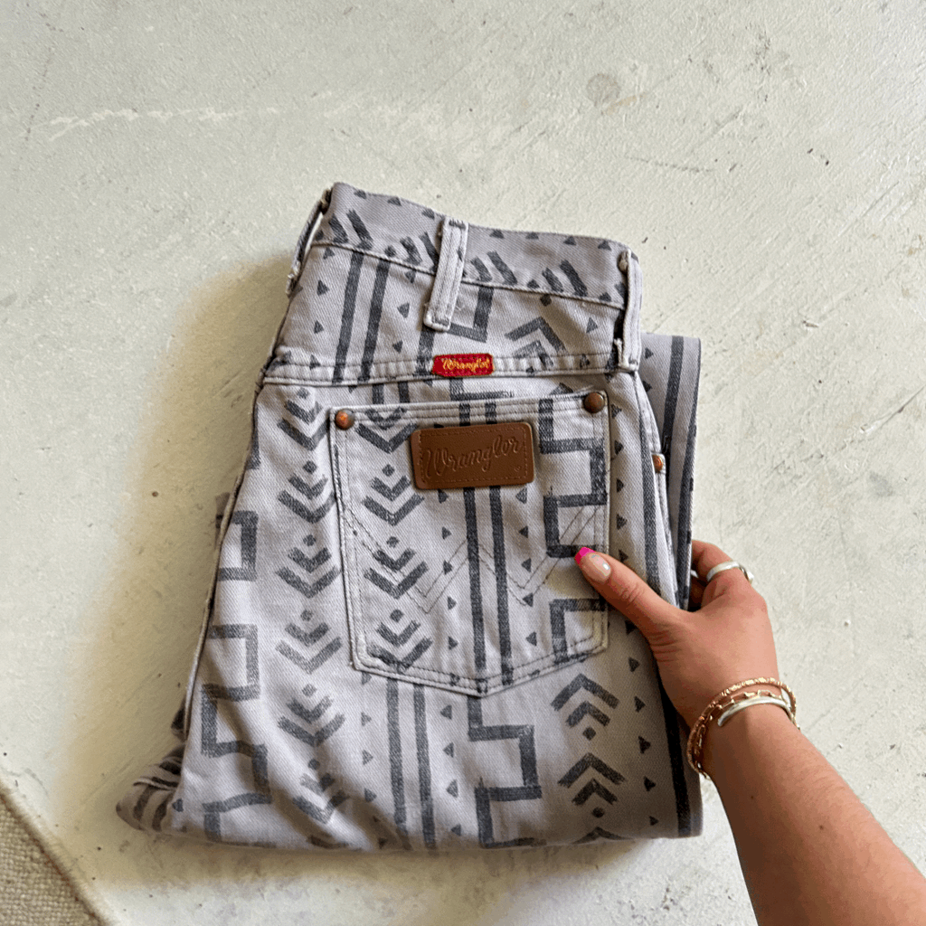 *Very* Rare 70s Aztec Wranglers 27"